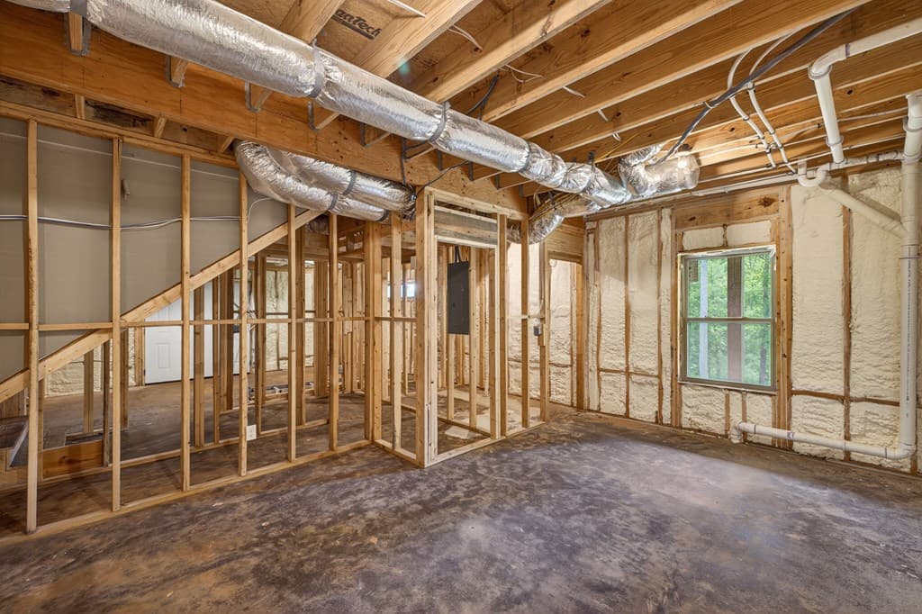 196 N Jakes Landing Way, Ellijay GA 30540 - Photo