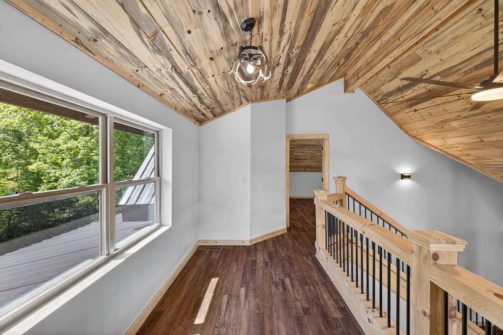 196 N Jakes Landing Way, Ellijay GA 30540 - Photo