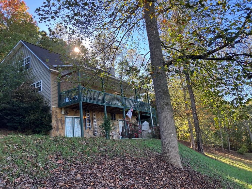 121 White Oak Drive, Warne NC 28909 - Photo