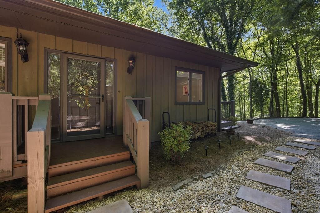 2630 Wilderness Parkway, Jasper GA 30143 - Primary photo