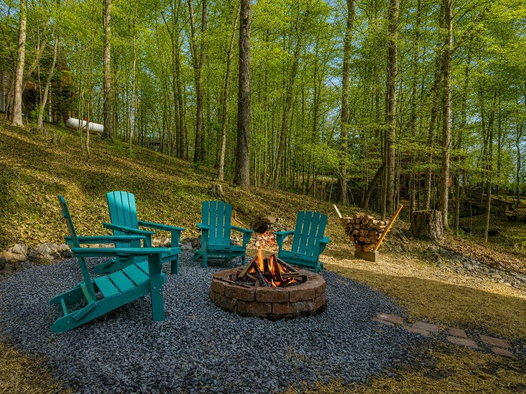 640 Eagle Mountain Drive, Ellijay GA 30540 - Photo