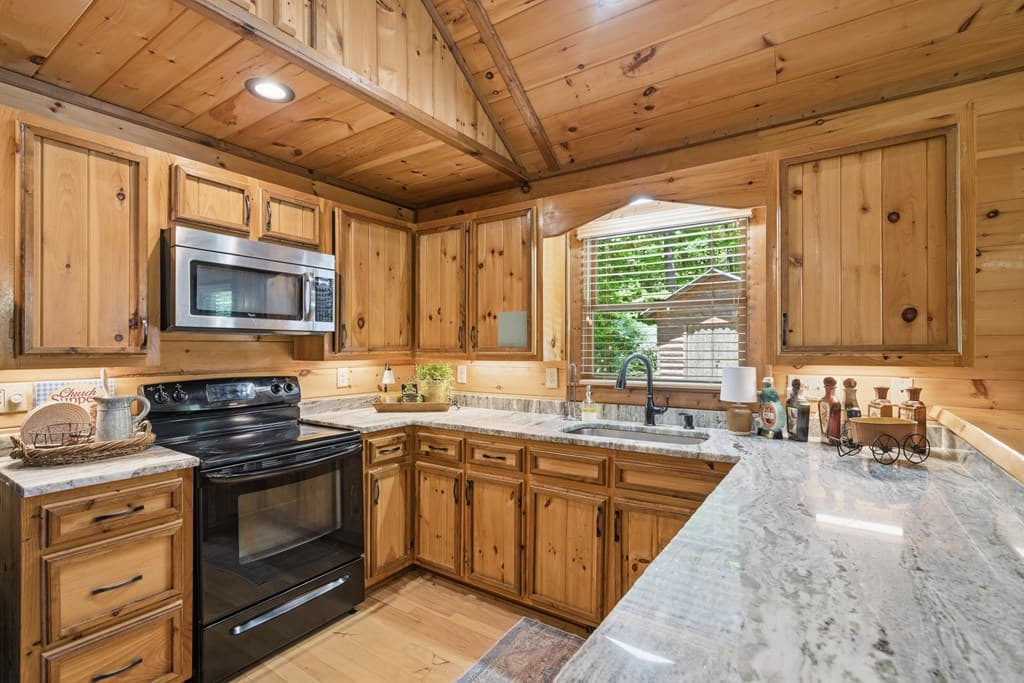 284 The Woods Road, Mineral Bluff GA 30559 - Photo