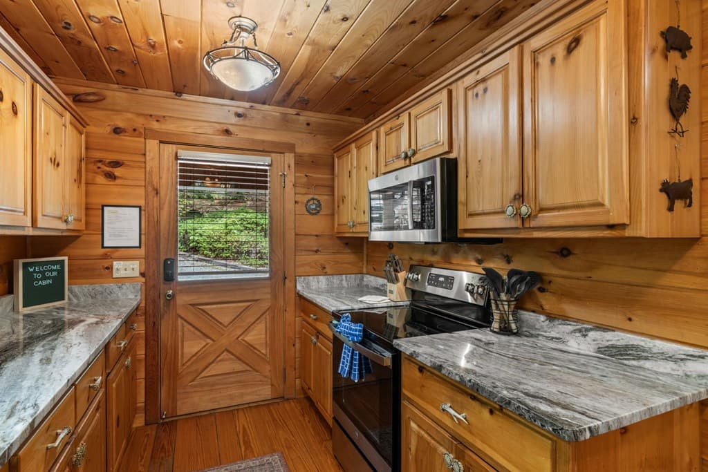 294 Oakwood Trail, Mineral Bluff GA 30559 - Photo
