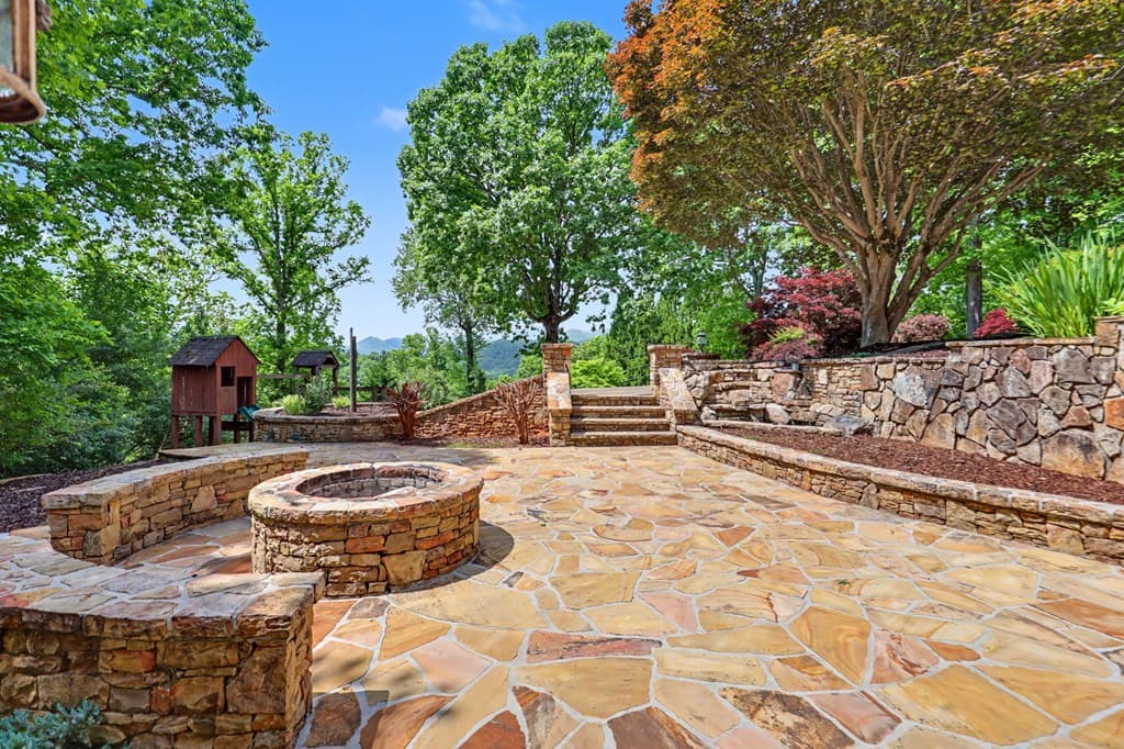 792 Bugscuffle Road, Hiawassee GA 30546 - Photo