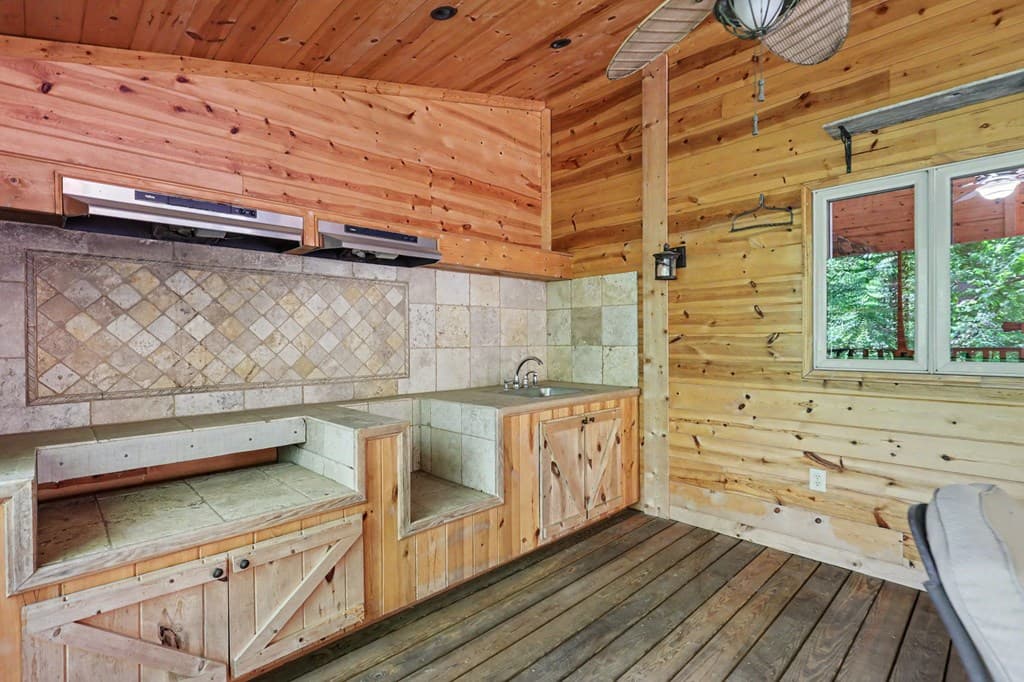 792 Bugscuffle Road, Hiawassee GA 30546 - Photo