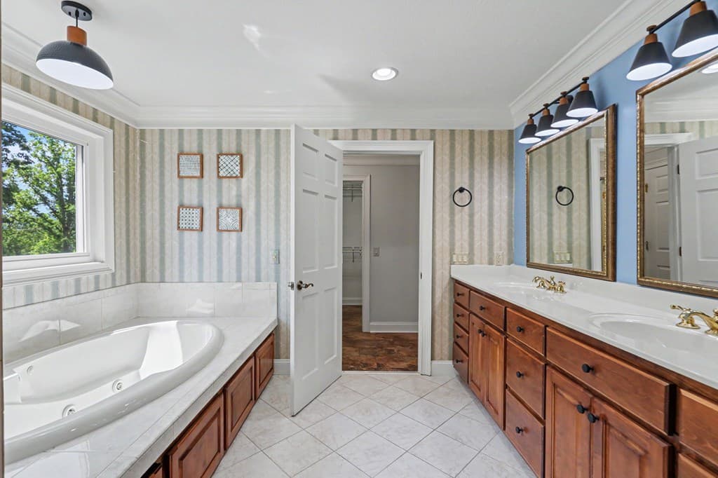 792 Bugscuffle Road, Hiawassee GA 30546 - Photo