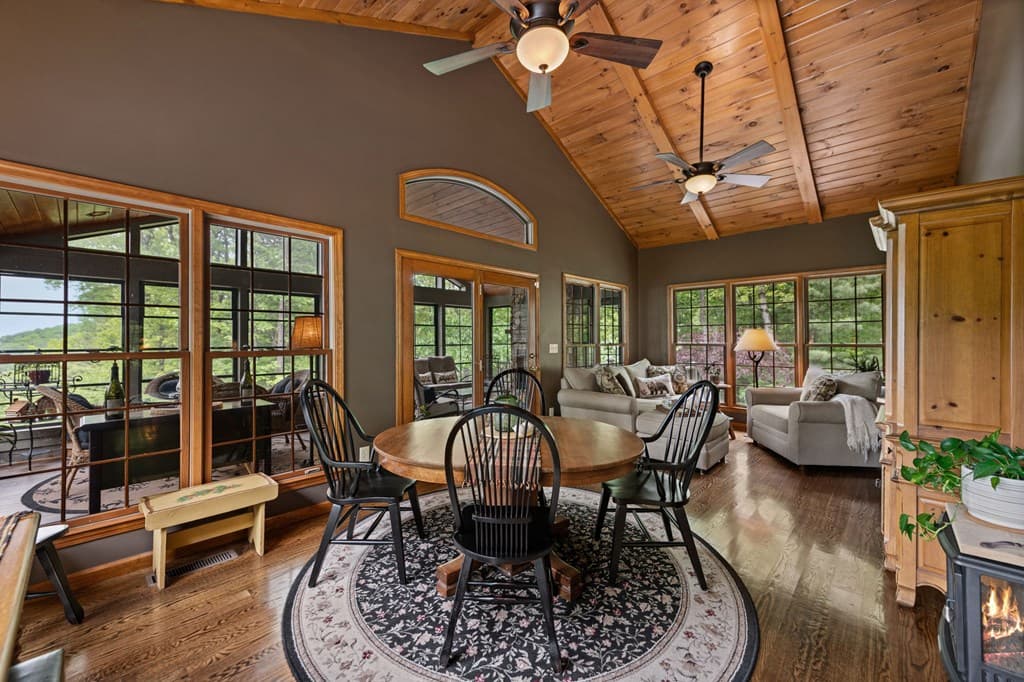 10620 Highway 52, Chatsworth GA 30705 - Photo