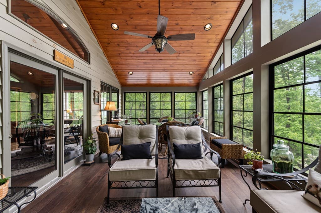 10620 Highway 52, Chatsworth GA 30705 - Photo