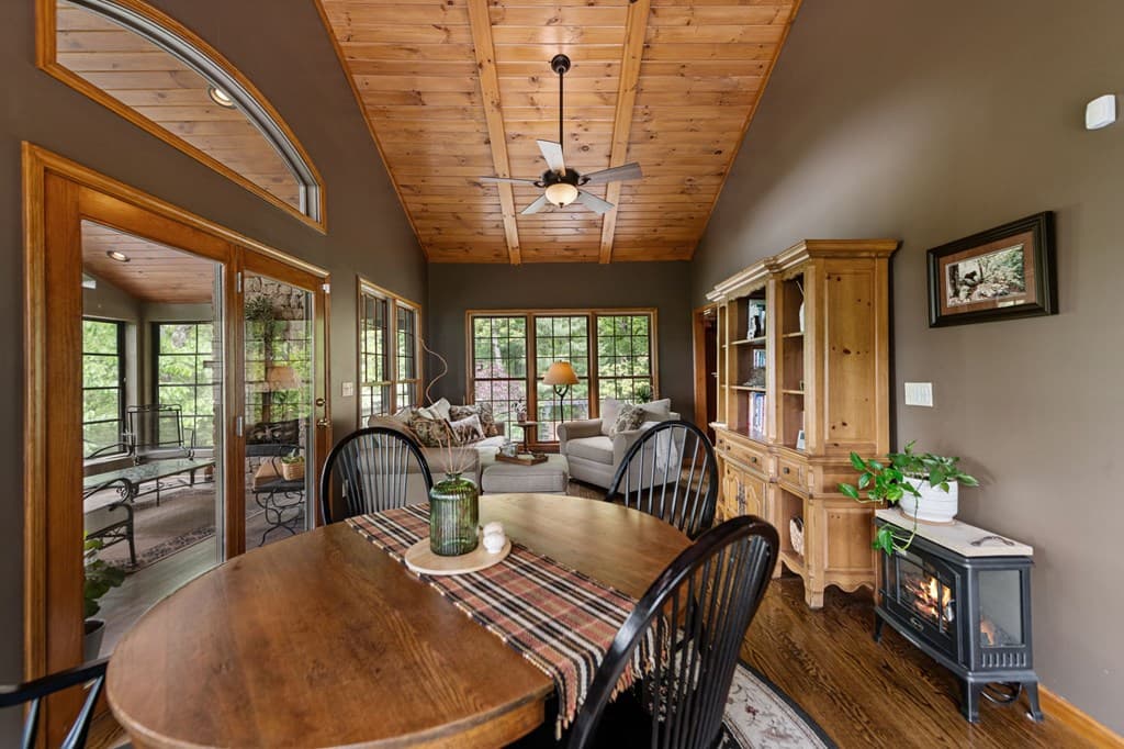 10620 Highway 52, Chatsworth GA 30705 - Photo