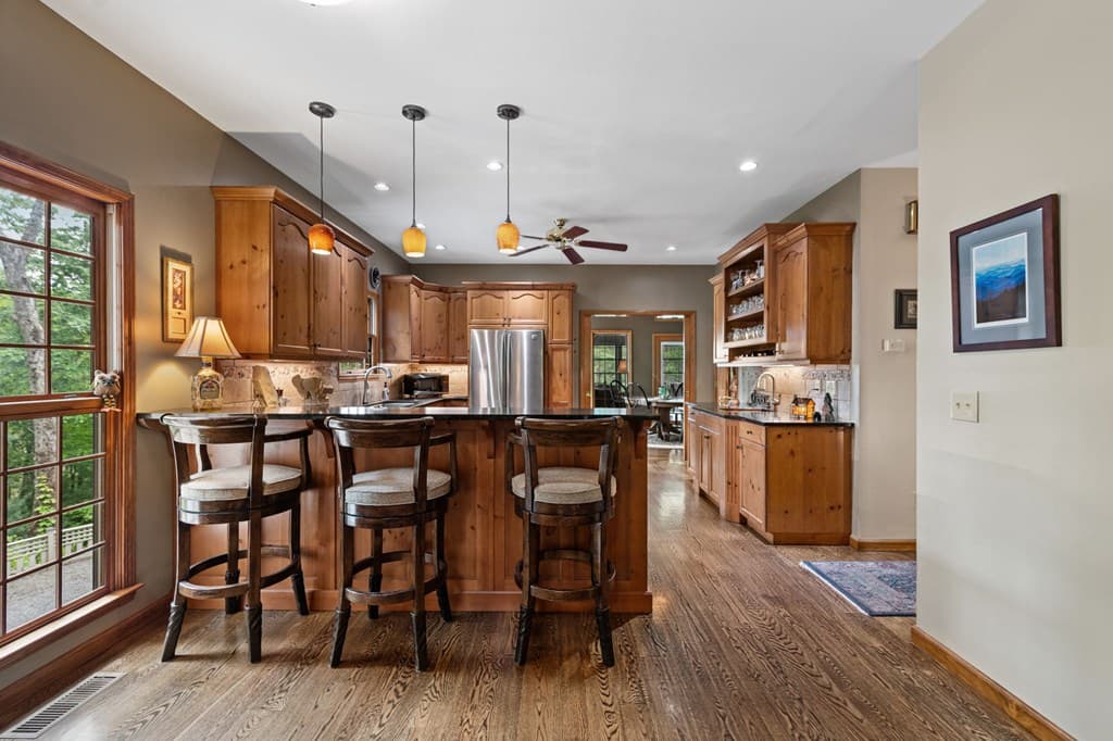 10620 Highway 52, Chatsworth GA 30705 - Photo