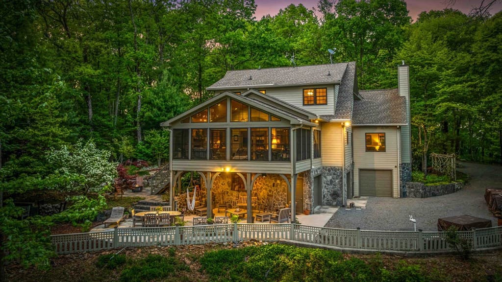 10620 Highway 52, Chatsworth GA 30705 - Photo