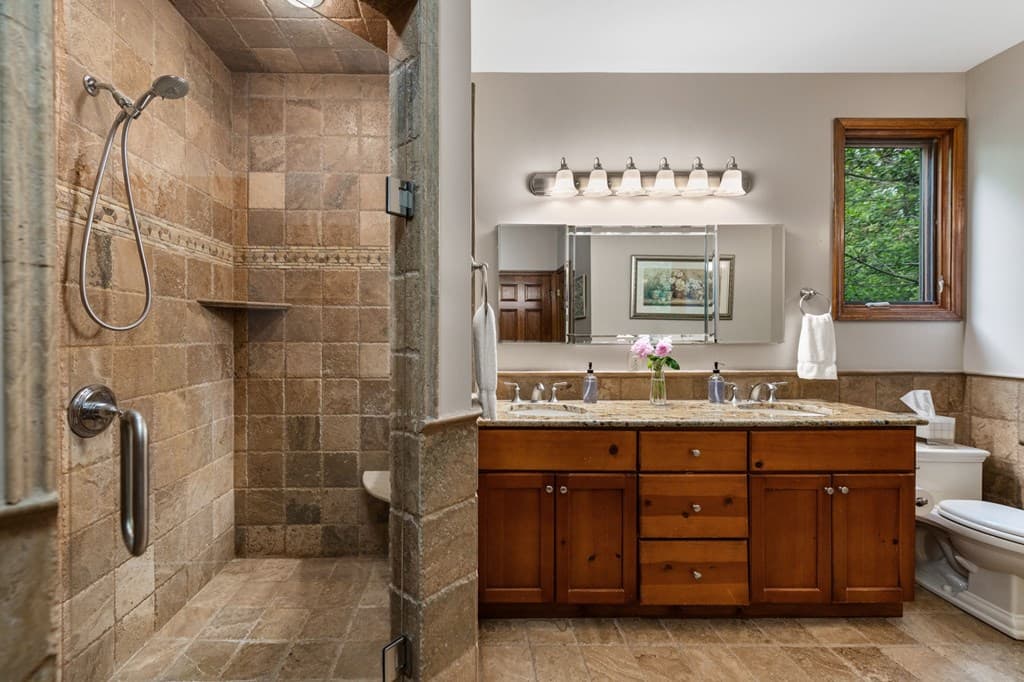 10620 Highway 52, Chatsworth GA 30705 - Photo
