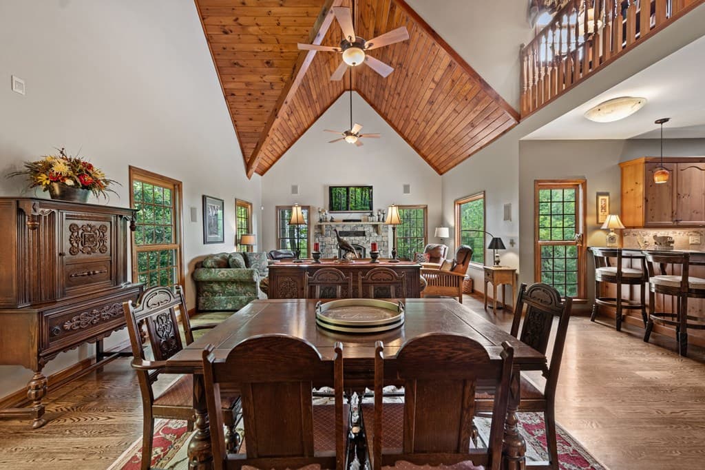 10620 Highway 52, Chatsworth GA 30705 - Photo