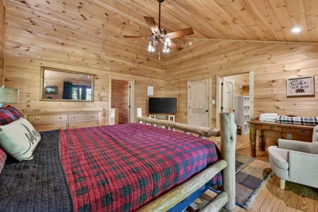 565 Catawba Circle, Ellijay GA 30540 - Photo