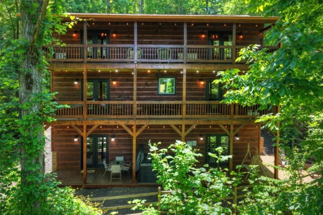 565 Catawba Circle, Ellijay GA 30540 - Photo