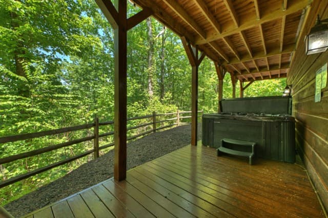565 Catawba Circle, Ellijay GA 30540 - Photo