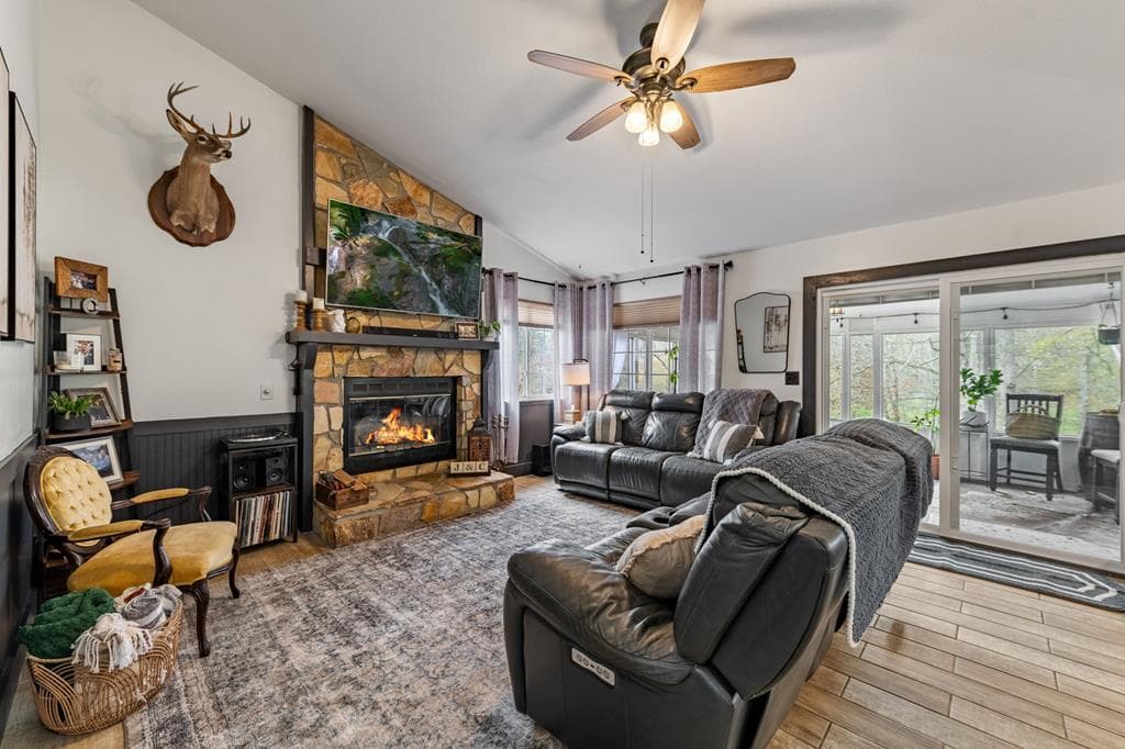 390 Sunny Brook Road, Blue Ridge GA 30513 - Photo