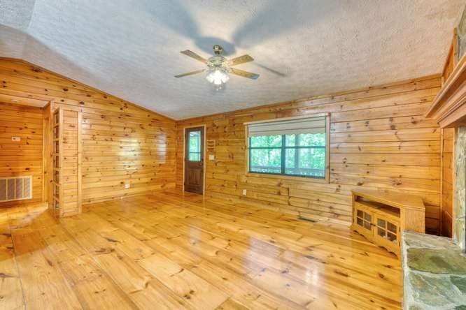 315 Darby Lane, Blairsville GA 30512 - Photo