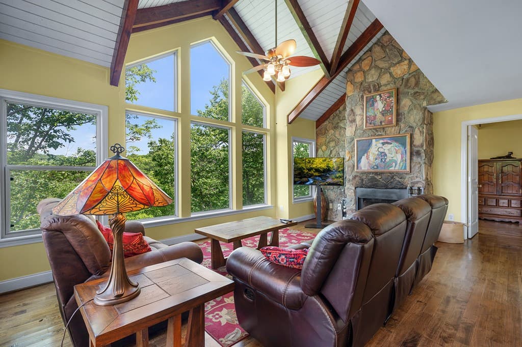 561 Summit Lane, Ellijay GA 30540 - Photo