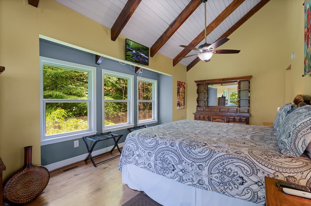 561 Summit Lane, Ellijay GA 30540 - Photo