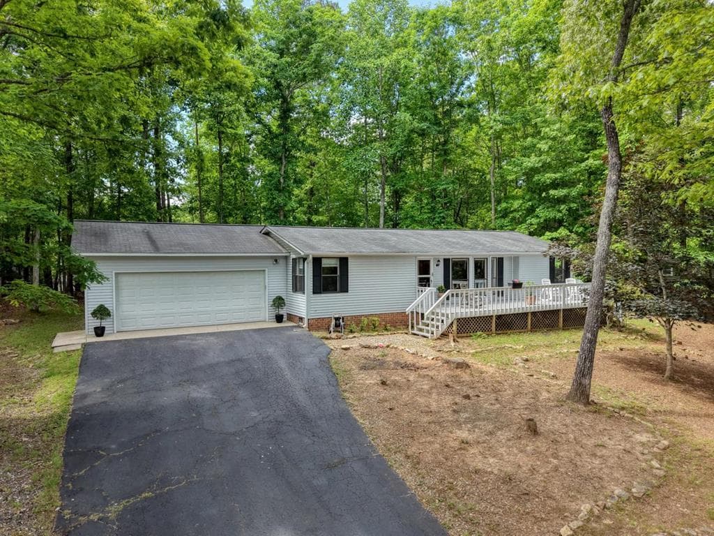 331 Rocky Circle, Blairsville GA 30512 - Photo