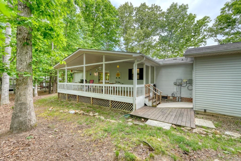 331 Rocky Circle, Blairsville GA 30512 - Photo
