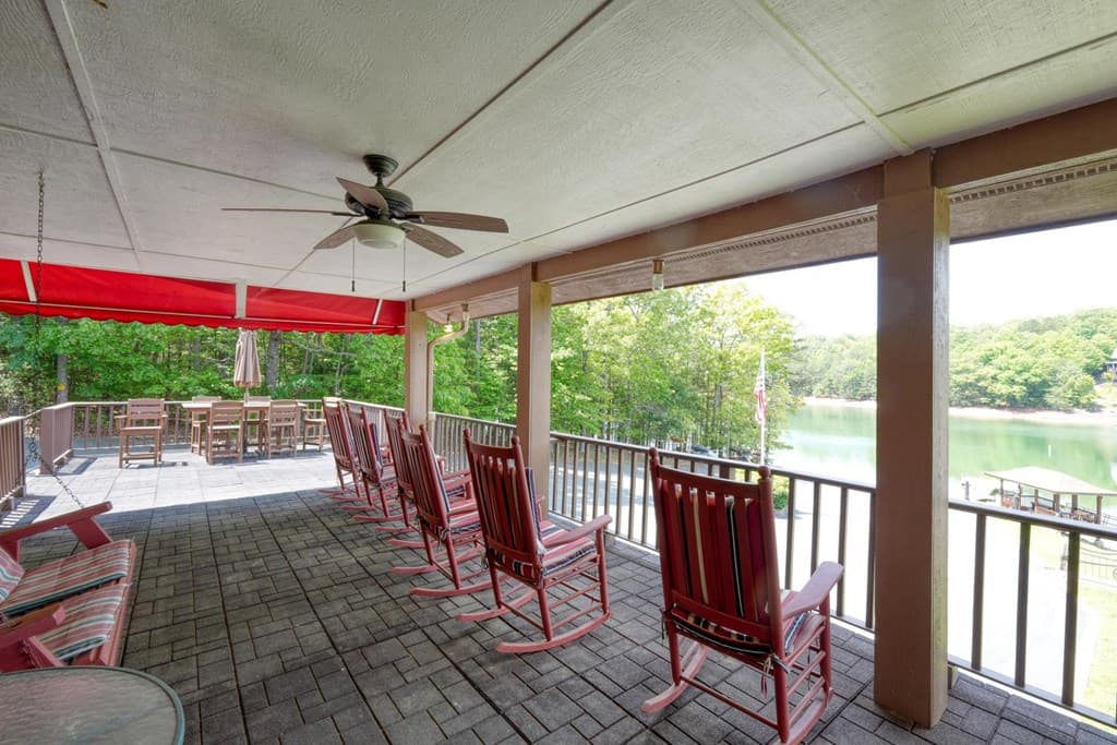 331 Rocky Circle, Blairsville GA 30512 - Photo