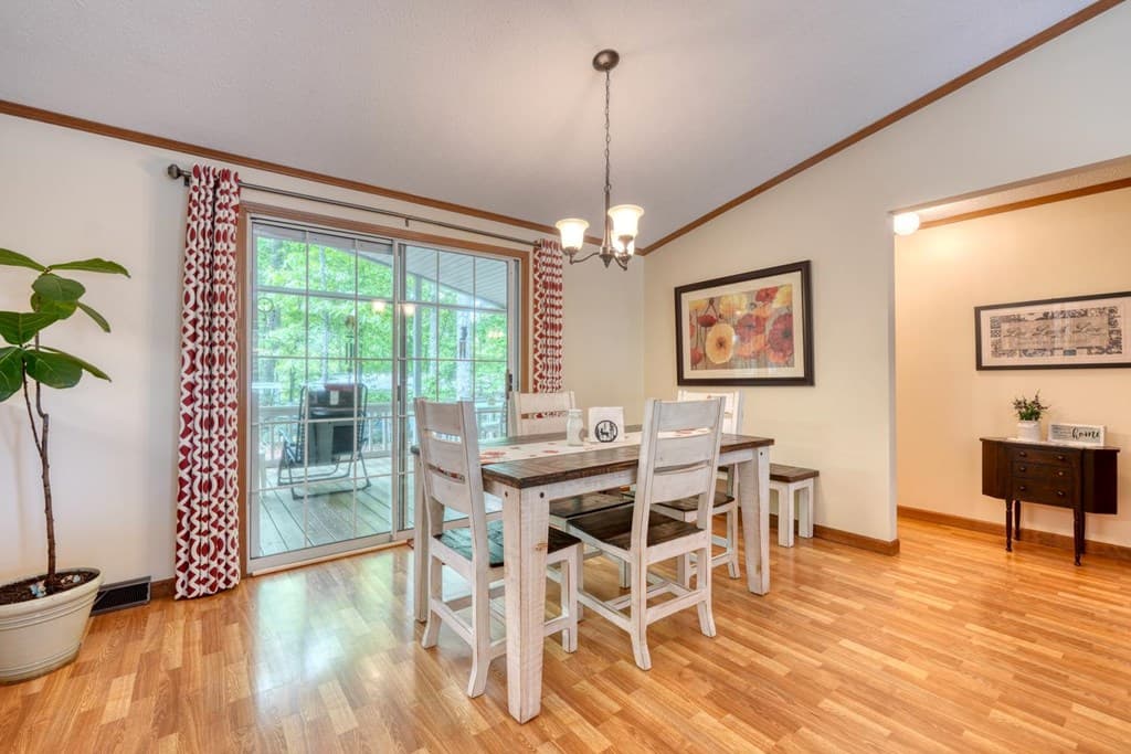 331 Rocky Circle, Blairsville GA 30512 - Photo