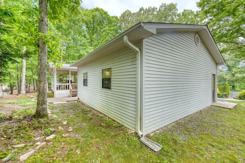331 Rocky Circle, Blairsville GA 30512 - Photo