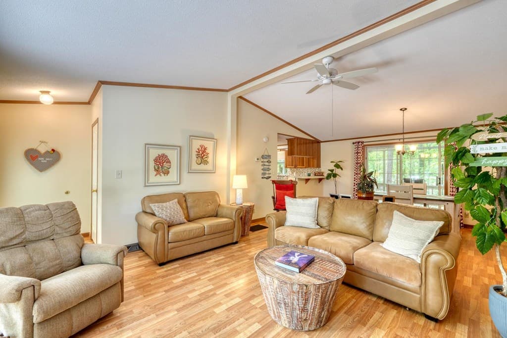 331 Rocky Circle, Blairsville GA 30512 - Photo