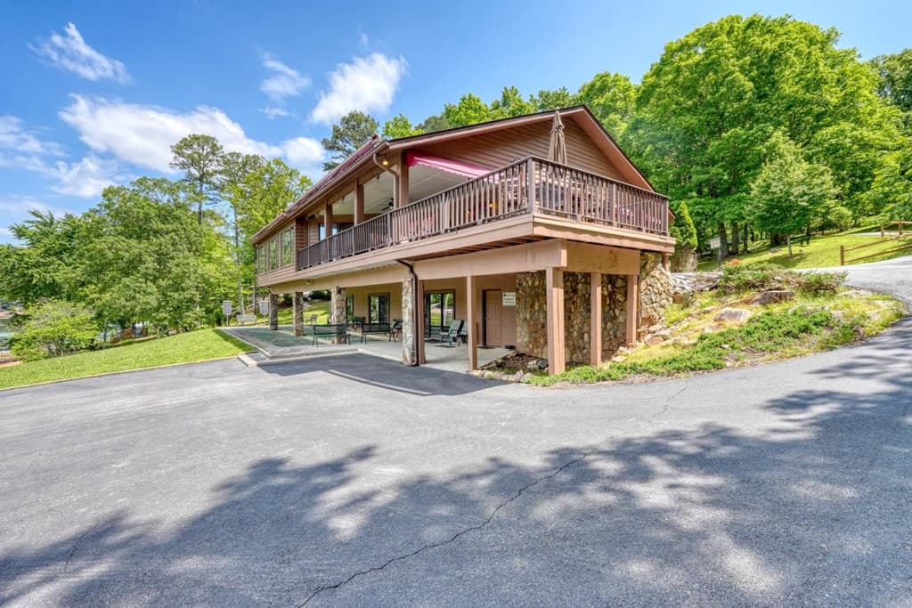 331 Rocky Circle, Blairsville GA 30512 - Photo