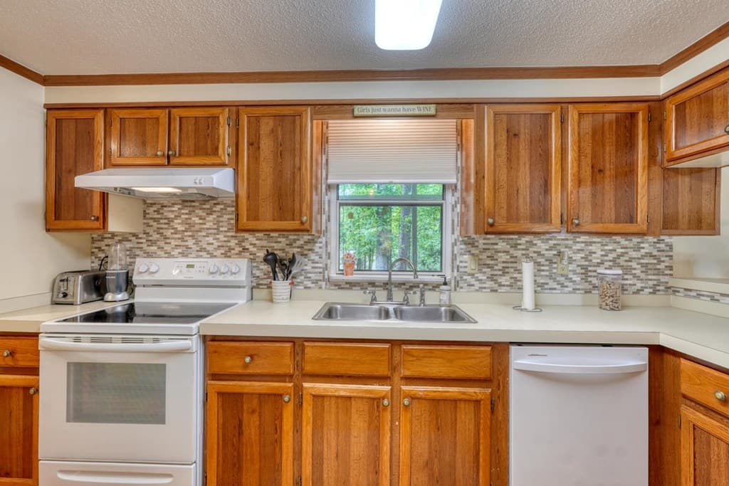 331 Rocky Circle, Blairsville GA 30512 - Photo