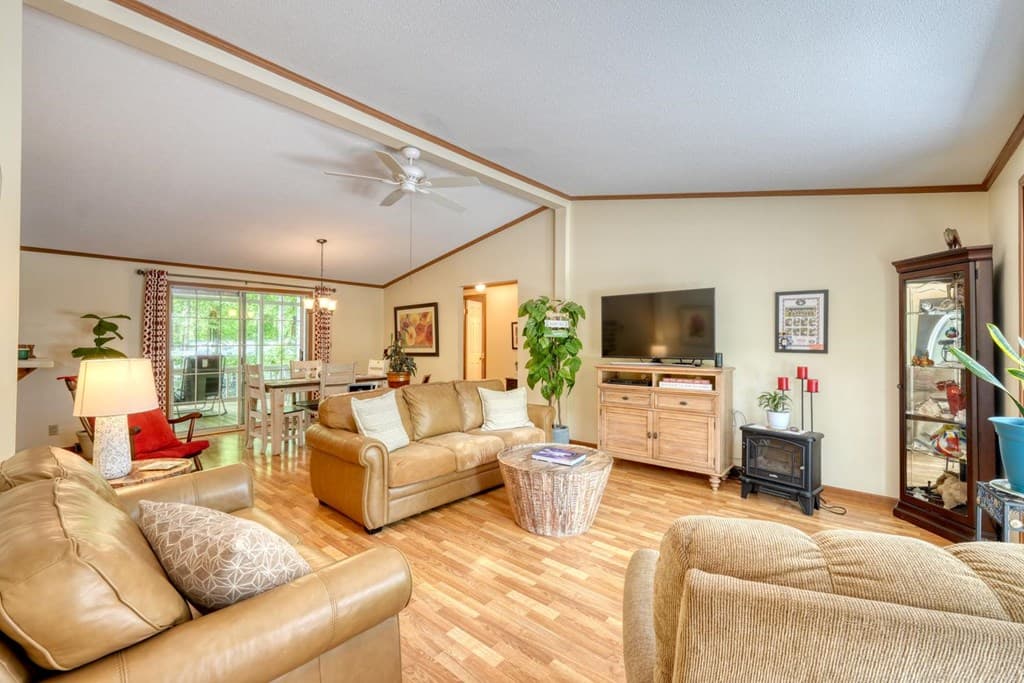 331 Rocky Circle, Blairsville GA 30512 - Photo