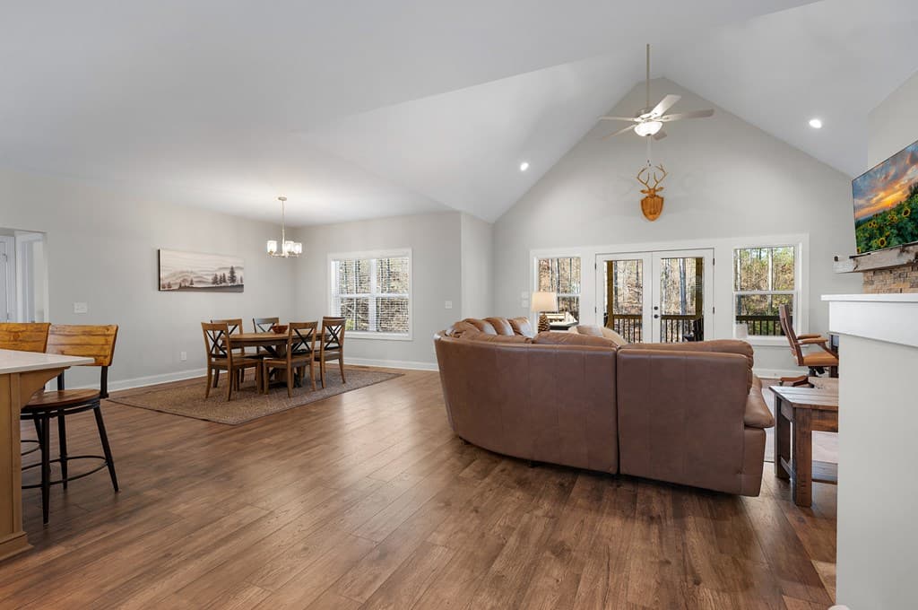 218 Oakwood Lane, Ellijay GA 30540 - Photo