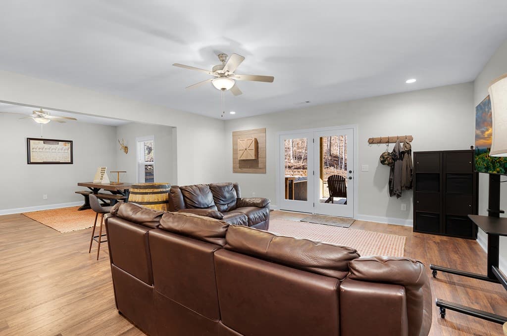 218 Oakwood Lane, Ellijay GA 30540 - Photo