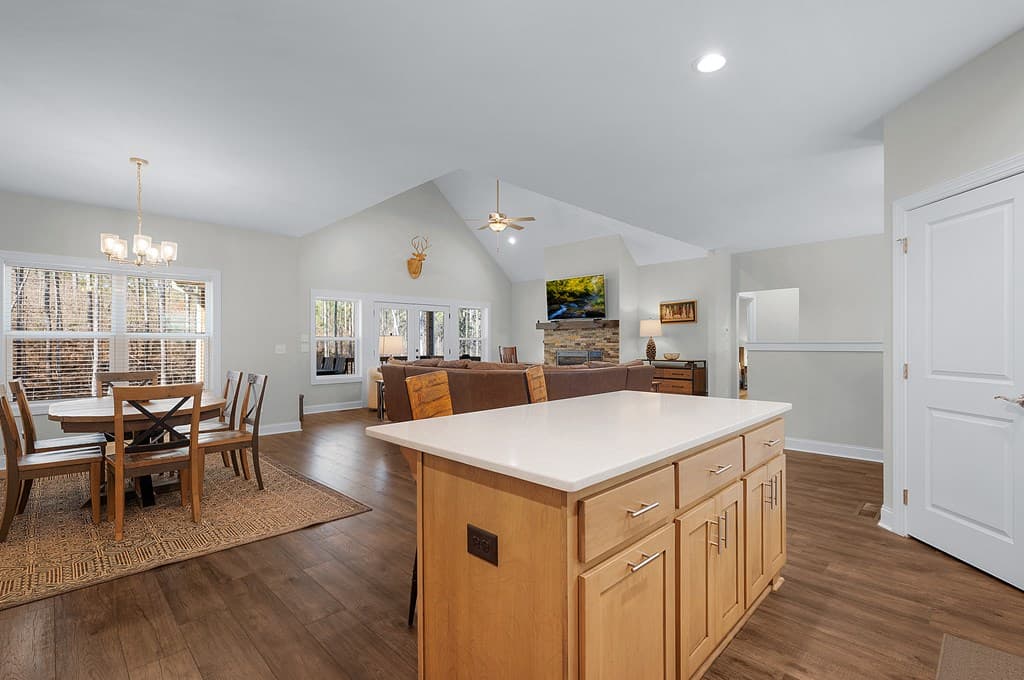 218 Oakwood Lane, Ellijay GA 30540 - Photo