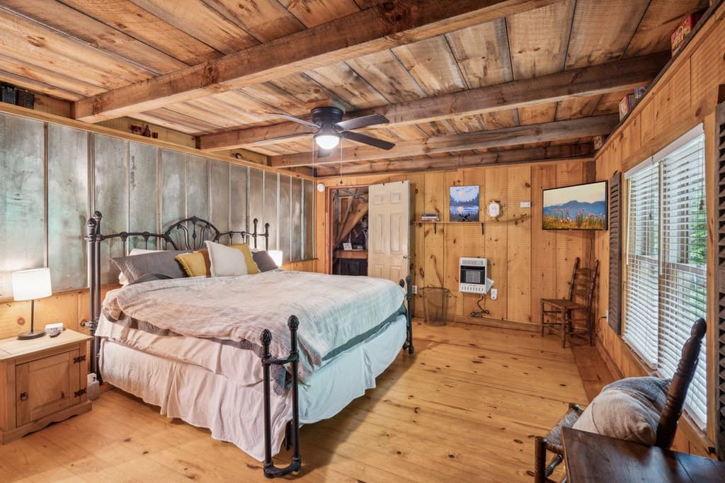 85 Clear Lake, Ellijay GA 30540 - Photo