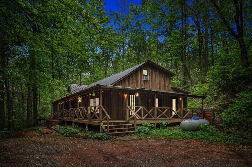 85 Clear Lake, Ellijay GA 30540 - Photo