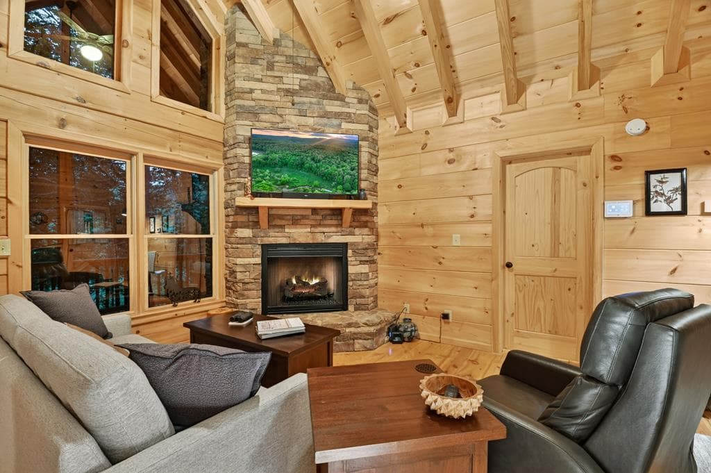 120 Christopher Drive, Ellijay GA 30540 - Photo