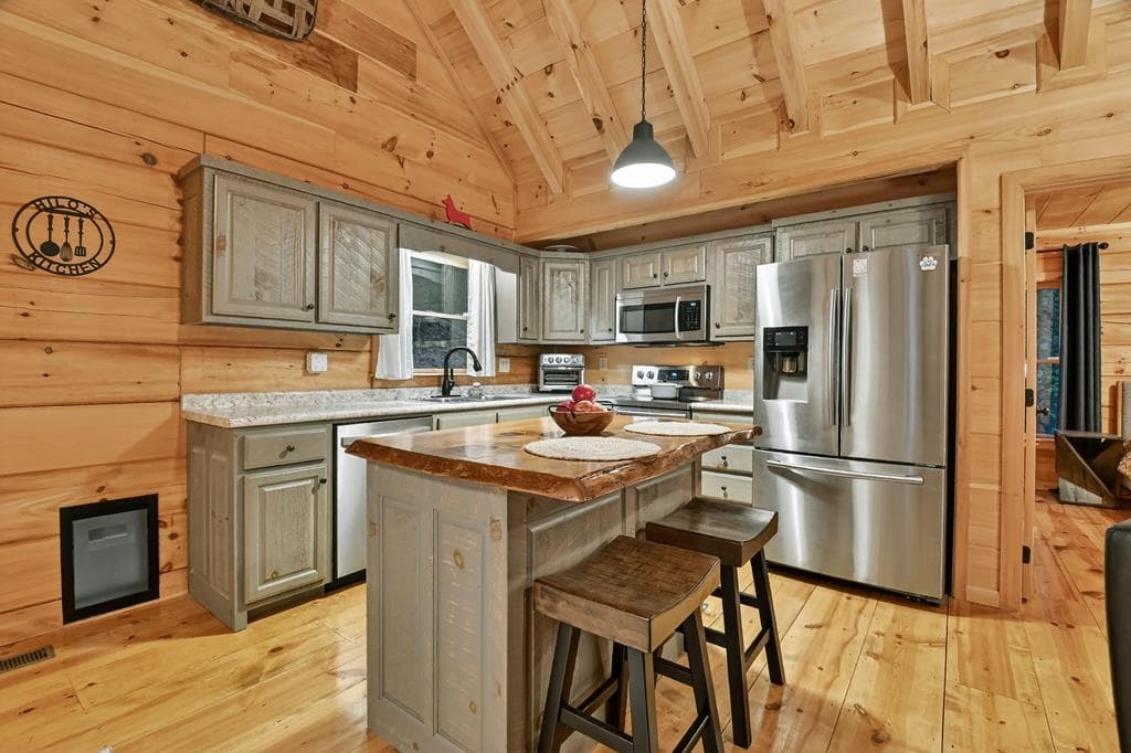 120 Christopher Drive, Ellijay GA 30540 - Photo