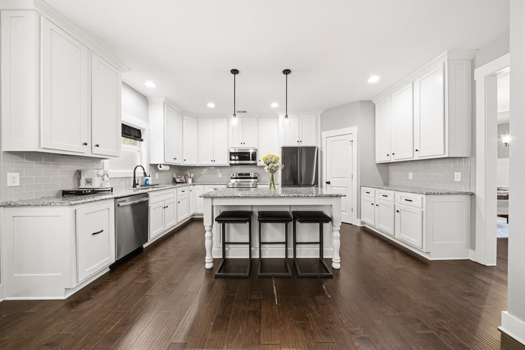 60 NE Grand Georgian Ct., Ne, Cartersville GA 30121 - Photo