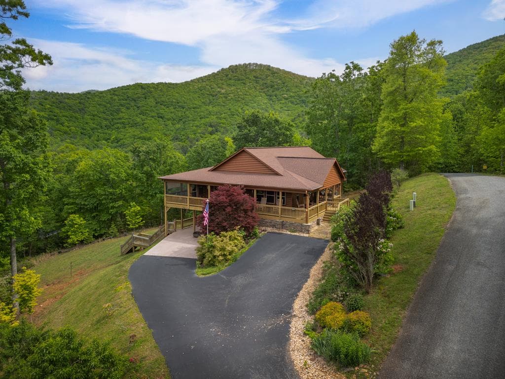693 Knights Gap, Blairsville GA 30512 - Primary photo