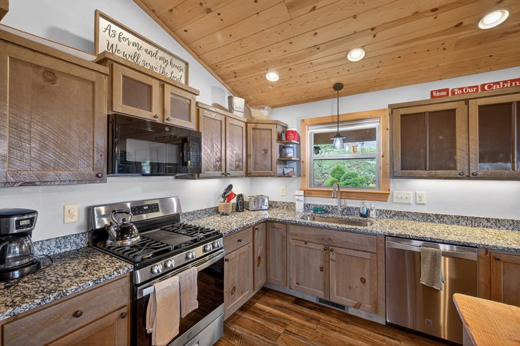 693 Knights Gap, Blairsville GA 30512 - Photo