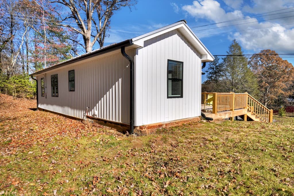 1144 Blue Ridge Drive, Mccaysville GA 30555 - Photo
