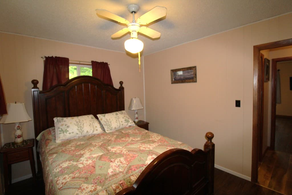 130 Ivy Lane, Murphy SC 29806 - Photo