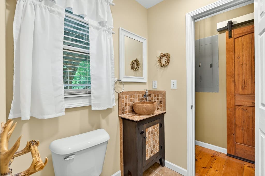 747 Mountain Oak Road, Ellijay GA 30540 - Photo