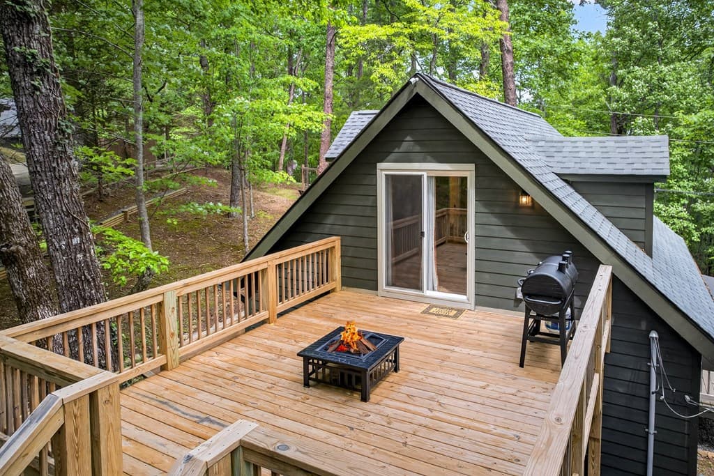 747 Mountain Oak Road, Ellijay GA 30540 - Photo