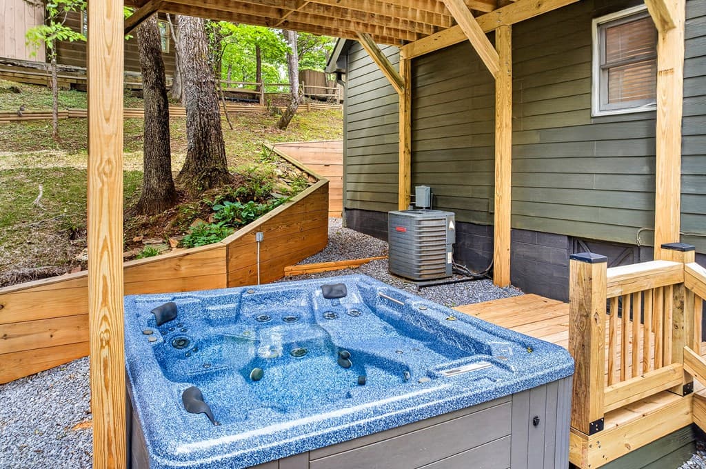 747 Mountain Oak Road, Ellijay GA 30540 - Photo