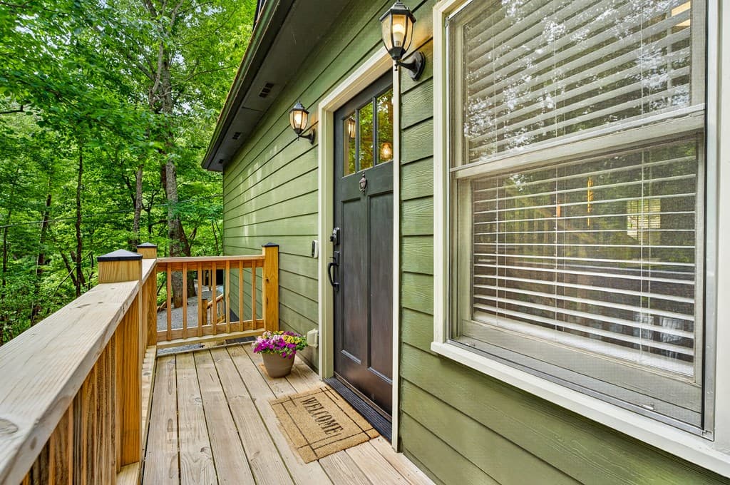 747 Mountain Oak Road, Ellijay GA 30540 - Photo