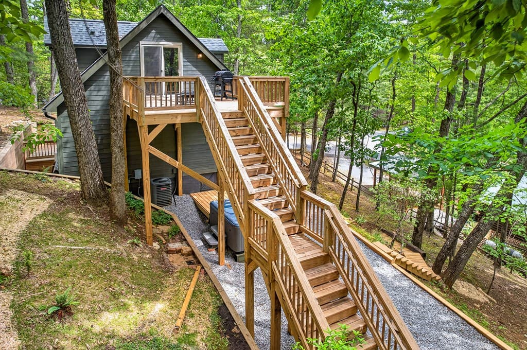 747 Mountain Oak Road, Ellijay GA 30540 - Photo